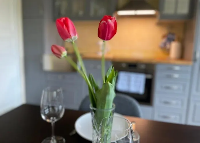 Cozy 2-room - Self Check-in, Free Parking Apartamento *