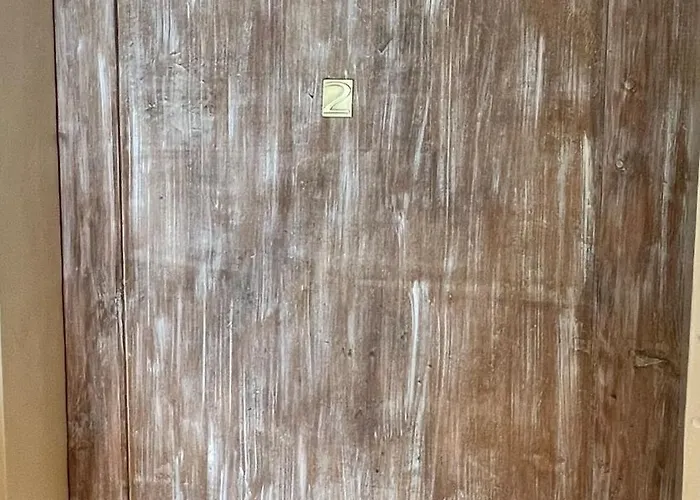 Cozy 2-room - Self Check-in, Free Parking